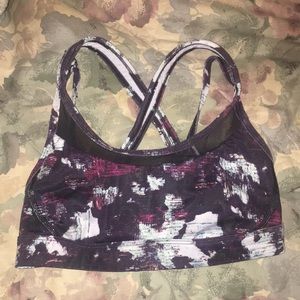 lululemon sports bra